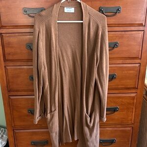 Old Navy Women's Tan Open Front Cardigan - excellent condition